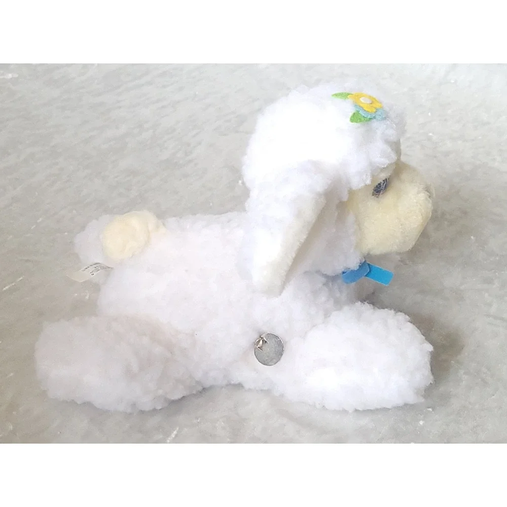 Eden Toys includes decor head